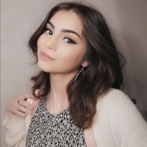 Meet your Posher, Jacquelyn